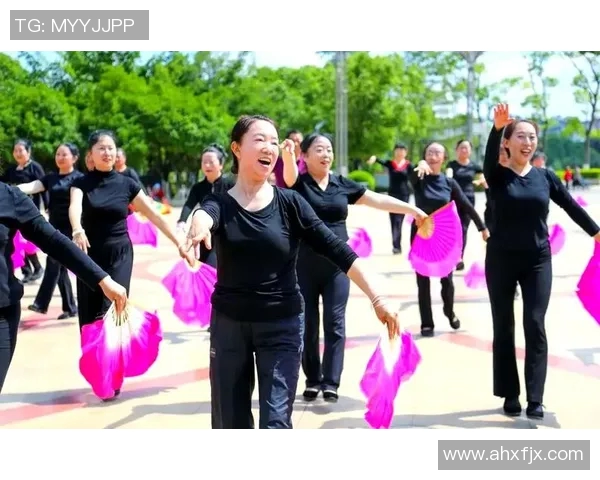 舞蹈艺术与文化传承的深度融合:从传统到现代的创新与发展探索 舞蹈艺术与文化传承的深度融合:从传统到现代的创新与发展探索