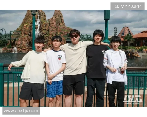 BLG战队团队协作解析与DOTA2比赛策略的深度探讨 BLG战队团队协作解析与DOTA2比赛策略的深度探讨